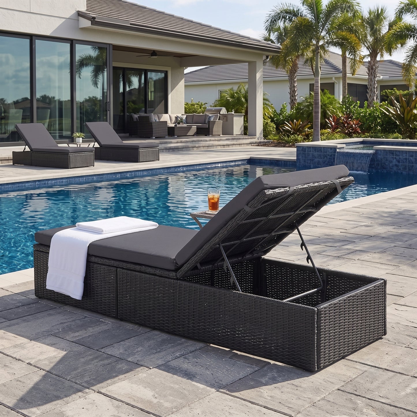 Modern Outdoor Reclining Sun lounger with Cushion